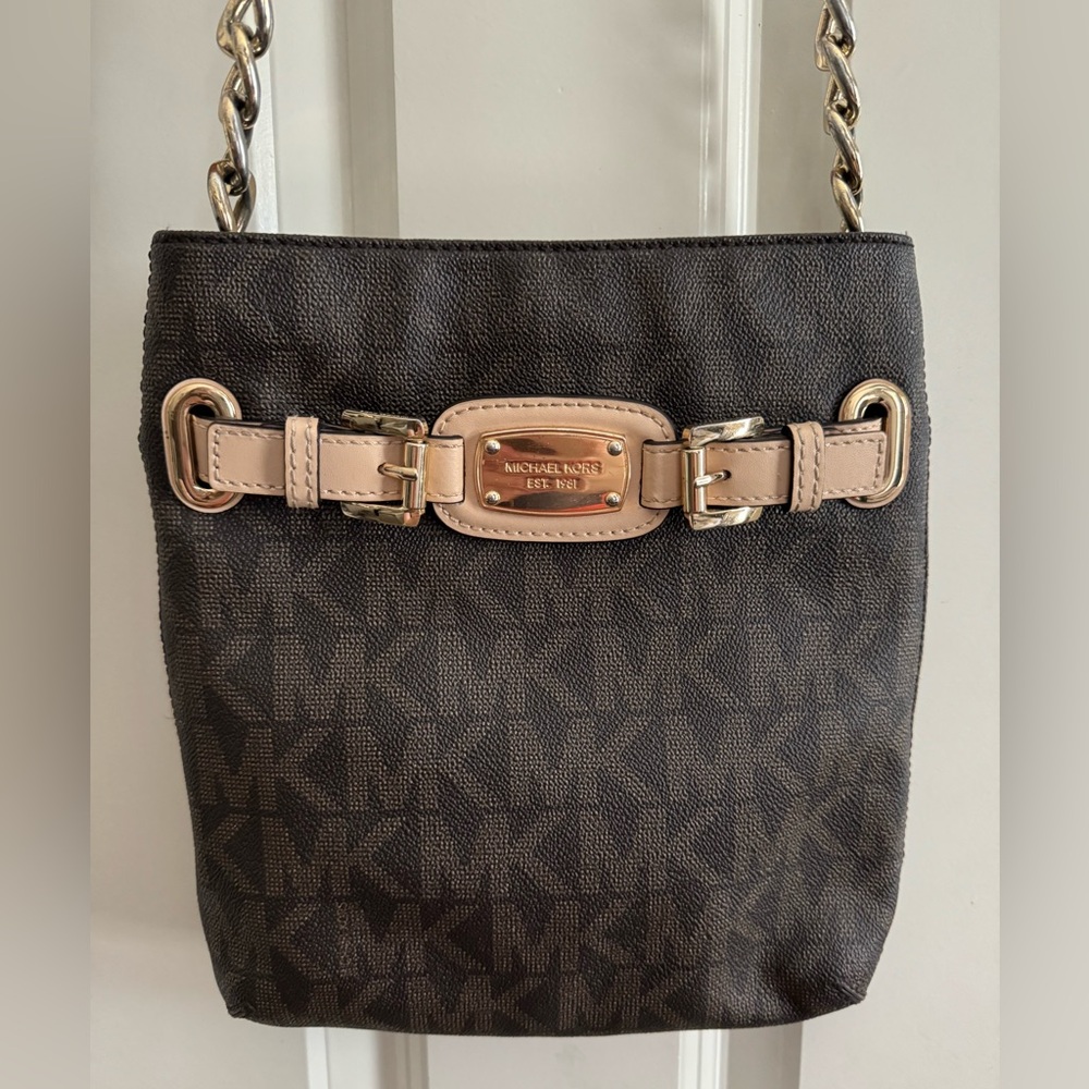 Micheal Kors Crossbody bag